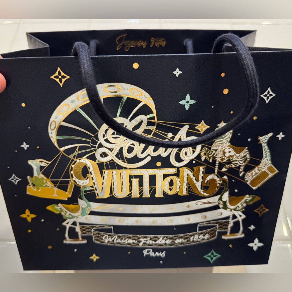 Louis Vuitton Limited Edition 2024 gift bag